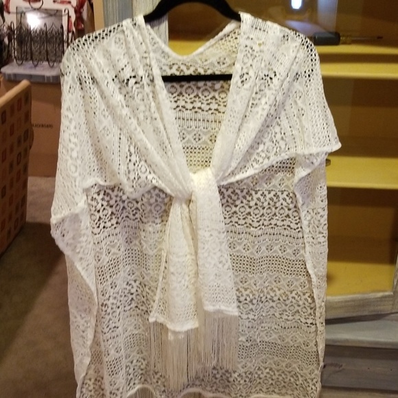 Lace Seim Cover Up One Size Fits All. C64 - Picture 4 of 7